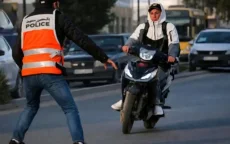 Politie-inspecteur met opzet aangereden in Casablanca, beelden indrukwekkend