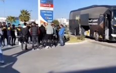 Marokko: voetbalclub kan benzine voor spelersbus niet meer betalen
