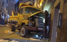 Vrachtwagen crasht tegen huis in Tanger, meerdere slachtoffers