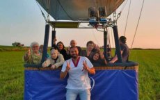 Youssef neemt senioren mee op ballonvaart in België