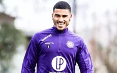 Zakaria Aboukhlal uit selectie gezet na weigering regenboogshirt
