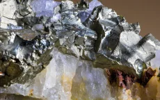 Nieuwe parallelle zilverstructuur ontdekt in Marokko