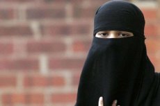 Moslimvrouwen uit Nederland over de niqaab