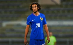 XXL-cheque voor Marokkaans talent Ayyoub Bouaddi