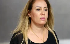 Kleuterleidster licht ouders op voor miljoen dollar en vlucht naar Marokko