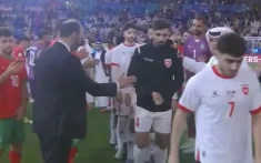 Jordaanse spelers weigeren hand Tarik Sektioui na nederlaag op Arab Cup 