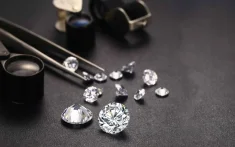 Marokkaanse schrijft geschiedenis binnen Antwerpse diamantelite