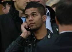 Mehdi Carcela raakt rijbewijs kwijt na race op snelweg