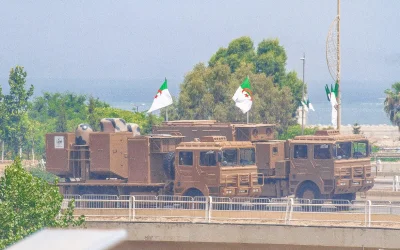 Algerije plaatst krachtig elektronisch oorlogsvoeringssysteem op 6 km van Marokko