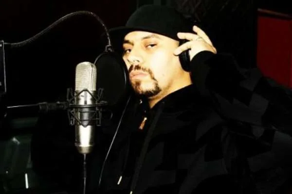 Muslim komt met liedje voor zijn vader