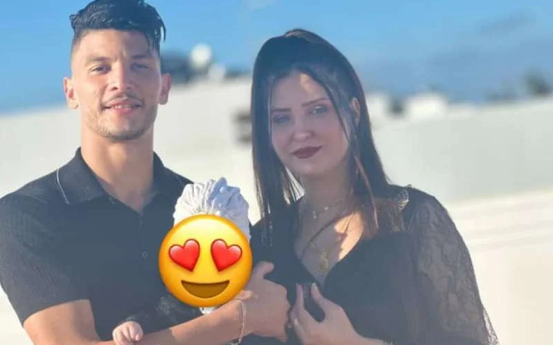 Achraf Dari doet harten smelten met foto