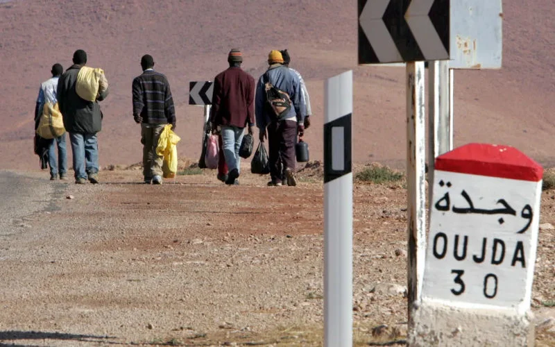 Algerije betaalt migranten om naar Marokko te gaan 