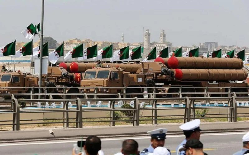 Algerije bouwt nieuwe militaire basis aan Marokkaanse grens