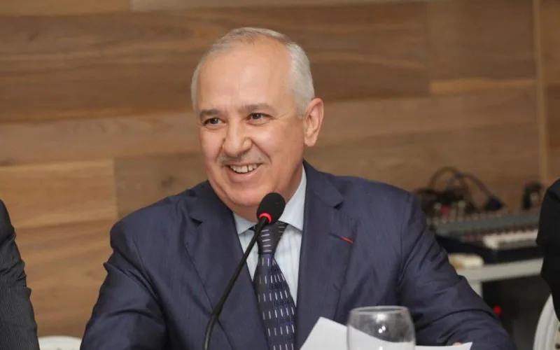 Marokkaanse miljardair Anas Sefrioui reageert op geruchten over overname Engelse club