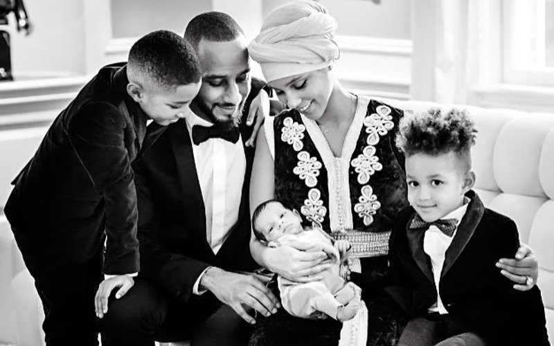 Alicia Keys met Marokkaanse kaftan