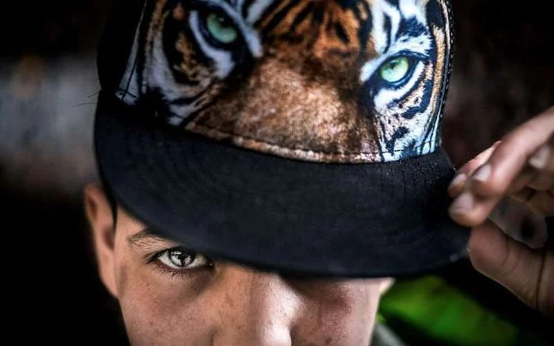 Grote solidariteit in Zweden na gewelddadige arrestatie Marokkaans kind