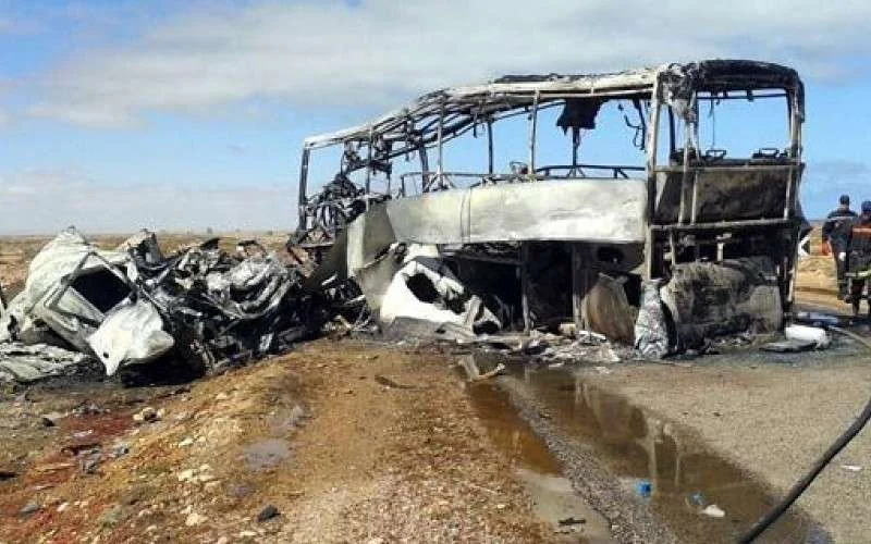 Busongeluk Tan-Tan: buschauffeur reed te snel