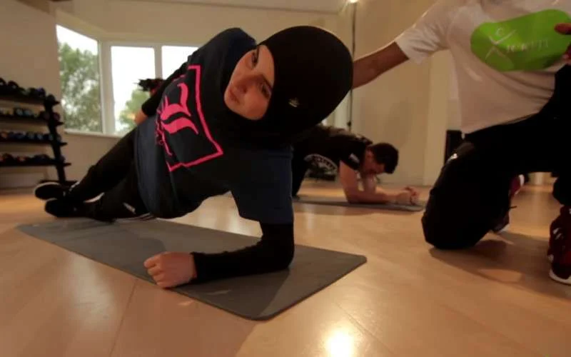 Ontdek de laatste aflevering van RamadanFit met kickbokskampioen Ilias Bulaid