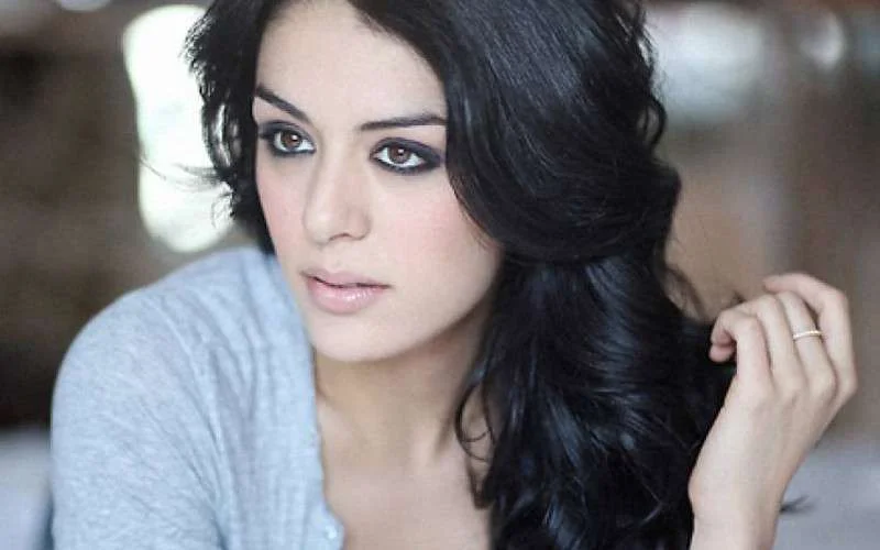 Sofia Essaidi speelt rol Oum Kalthoum