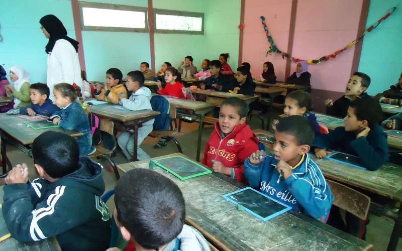 Overheid Marokko werft 10.000 leerkrachten aan