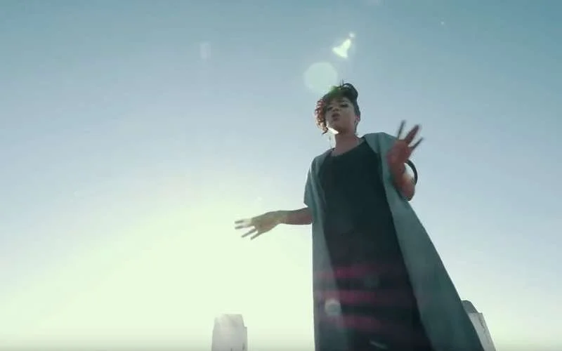 Khaoula Moujahid deelt eerste clip