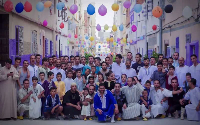 Buurtbewoners Tanger maken wijk mooi voor Offerfeest