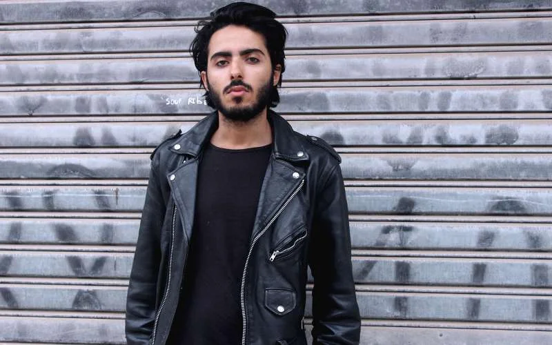 Marokkaan Hamza Guelmouss wint Elle Rising Star Design Awards