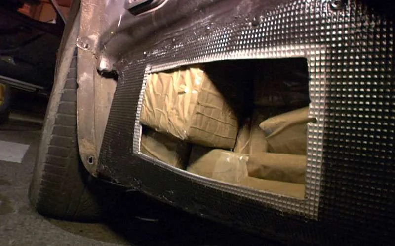 Spaanse politieman met 30 kilo hasj betrapt bij grens Sebta