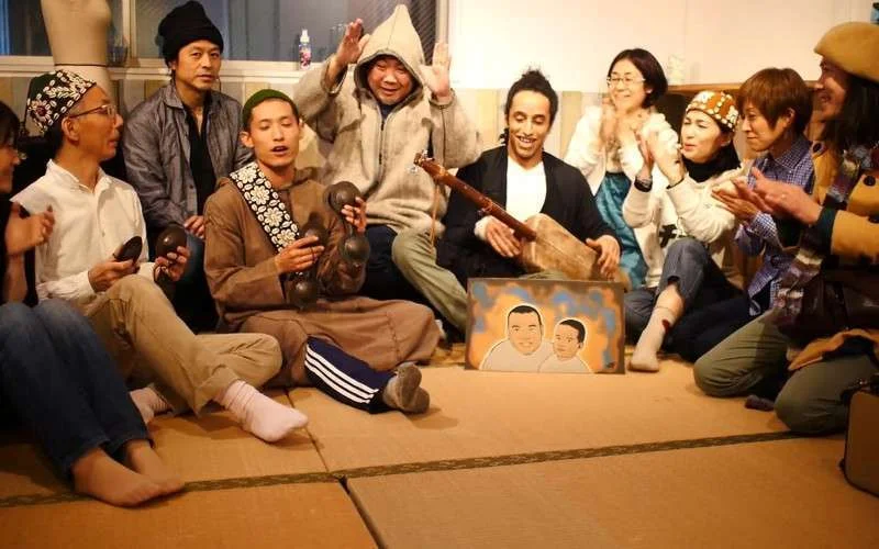 Ooit al Japanse Gnawa muziek gehoord? (video)