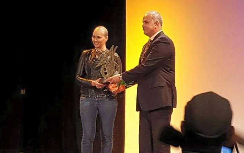 Actrice Manal Saddiki ondanks kanker op filmfestival Al Hoceima