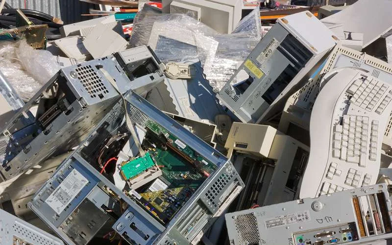 Marokkaanse tiener vindt afvalinzamelingssysteem uit