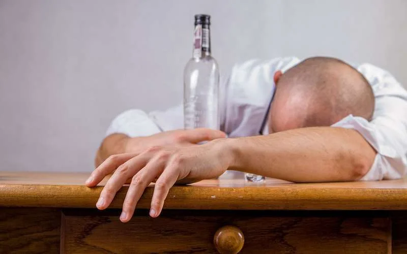 Dronken politieman opgepakt in Rabat
