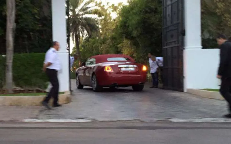 Koning Mohammed VI voor ftour bij miljardair Aziz Akhannouch