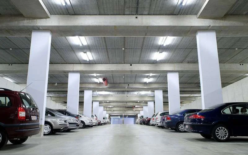 Nieuwe parkeergarages op zeedijk Tanger open