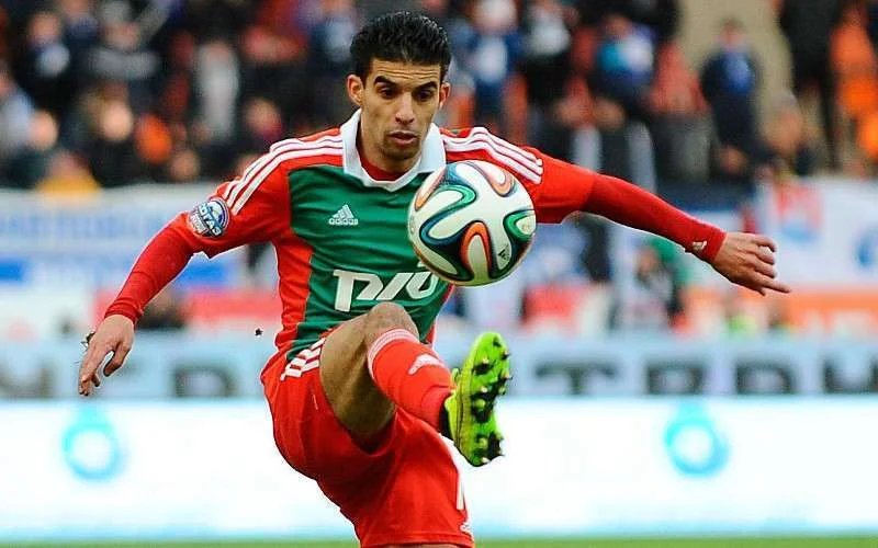 Mbark Boussoufa tekent in Abu Dhabi