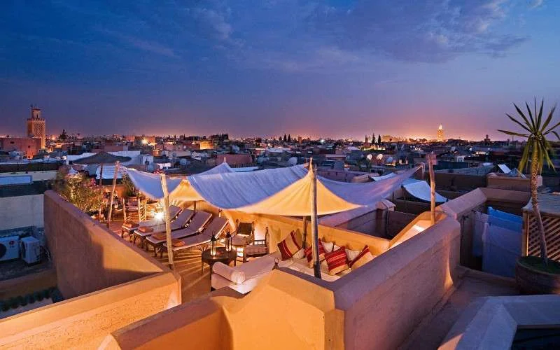 Marrakech overspoeld door toeristen in juli