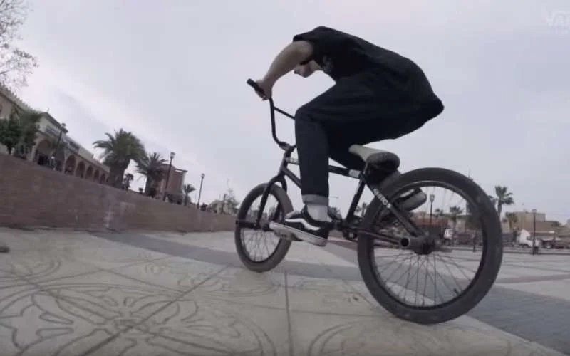 Adembenemende BMX trip in Marokko (video)
