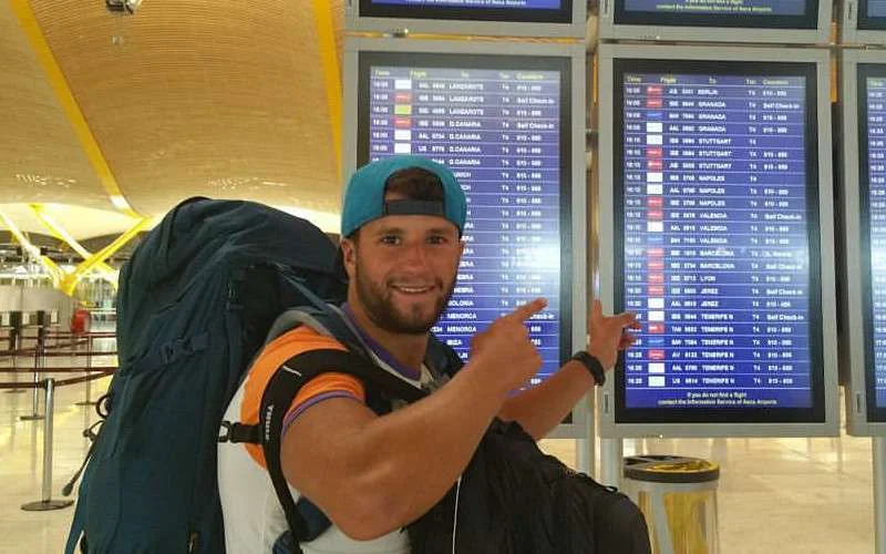 Mohsin « op wereldreis » gaat met zijn vader door Iran backpacken