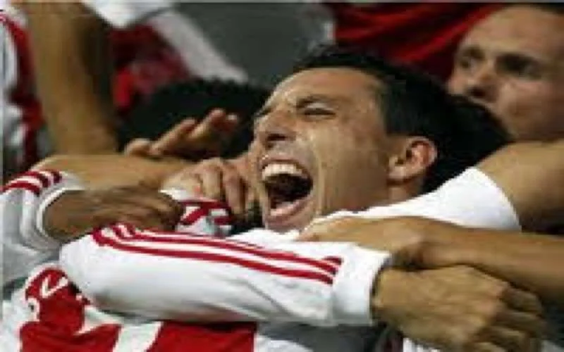 Ajax van Mounir El Hamdaoui verslaat Anderlecht met 2-0