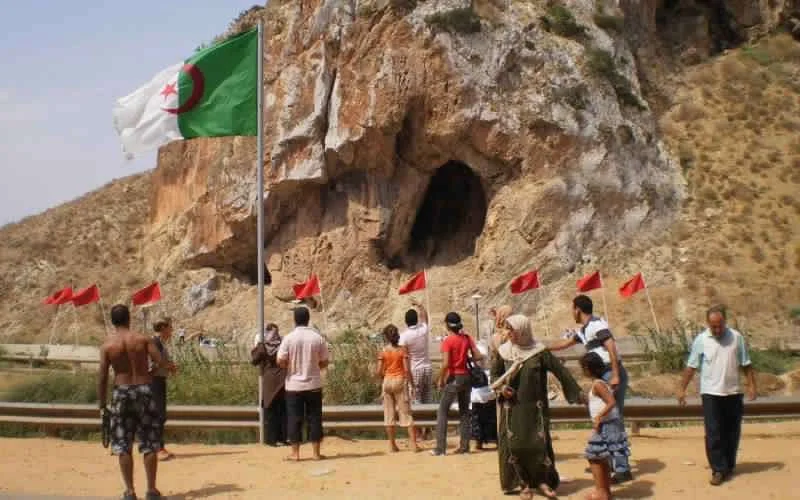 Algerijnen pleiten voor heropening grens met Marokko (video)