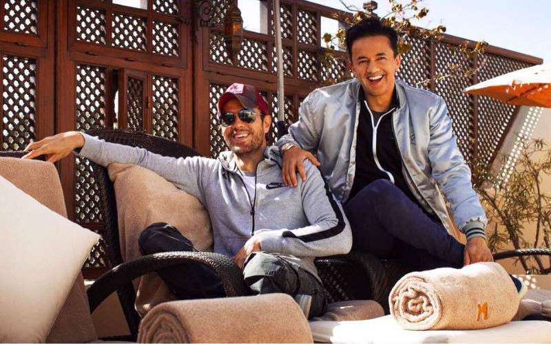 Enrique Iglesias en RedOne relaxen samen in Marokko (foto's)