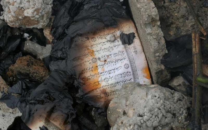 Joden in Florida helpen mee verbrande moskee te herbouwen