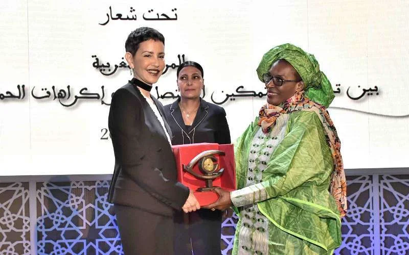 Prinses Lalla Meryem op ceremonie voor Internationale Vrouwendag (video)