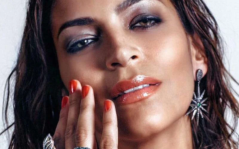 Touriya Haoud slaat rijke Fransman aan de haak