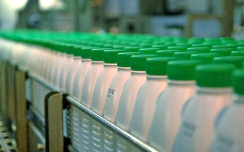 Minister en miljardair Aziz Akhannouch belooft melkfabriek en fruitplantage in Al Hoceima