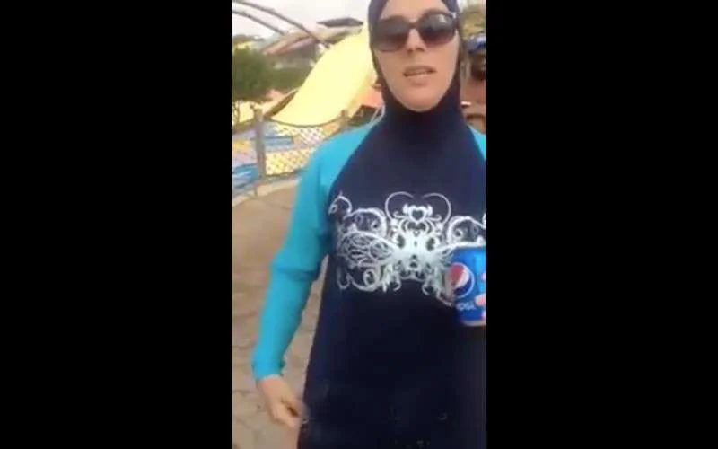 Amerikaanse in Marokko reageert verbaasd op burkini verbod (video)