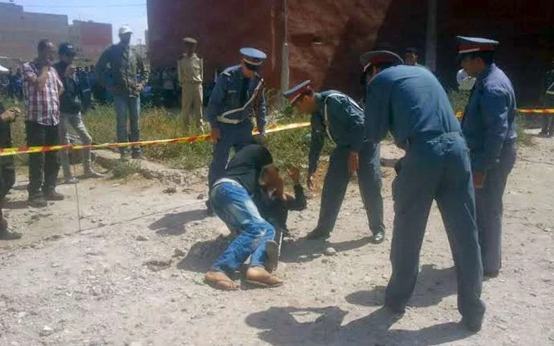 Agenten door gewapende smokkelaars aangevallen in Kenitra