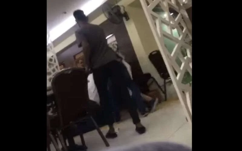 Marokkaan neergestoken na ruzie om vrouw in Riyad (video)