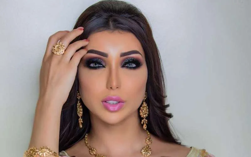 Beelden backstage nieuw clip Dounia Batma online (foto's)