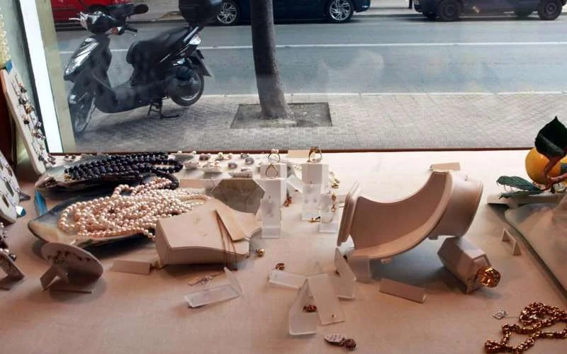 Miljoenen aan juwelen gestolen in juwelierszaken in Tetouan